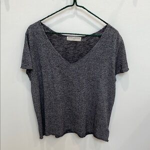 Urban Outfitters Gray V-Neck Short Sleeve Tee